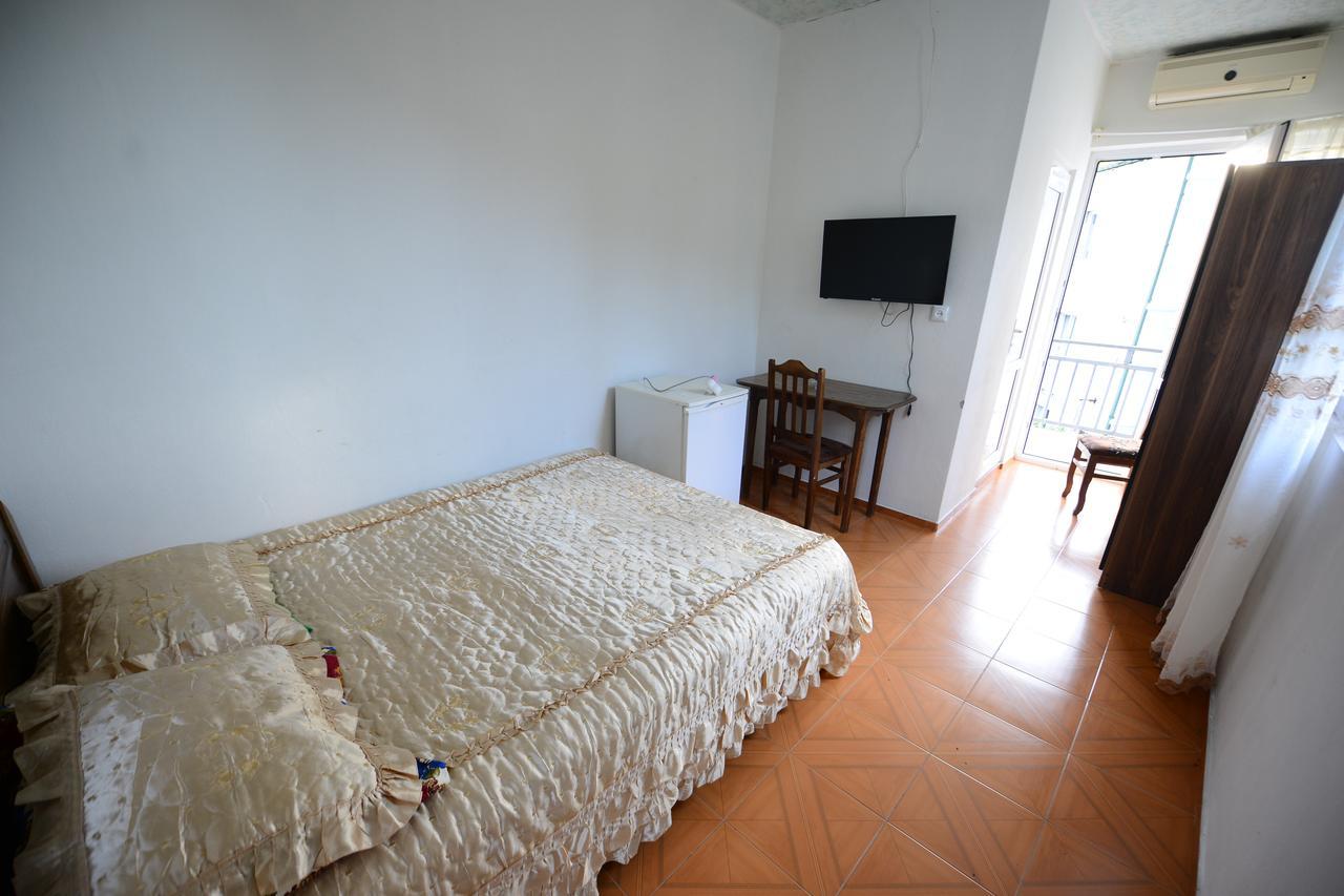 Guest House Imeda Kvariati Luaran gambar